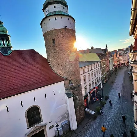 W Samym Centrum Jeleniej Gory Apartman