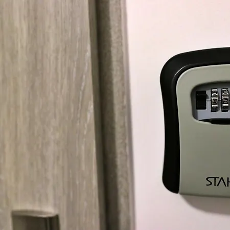 W Samym Centrum Jeleniej Gory Apartman