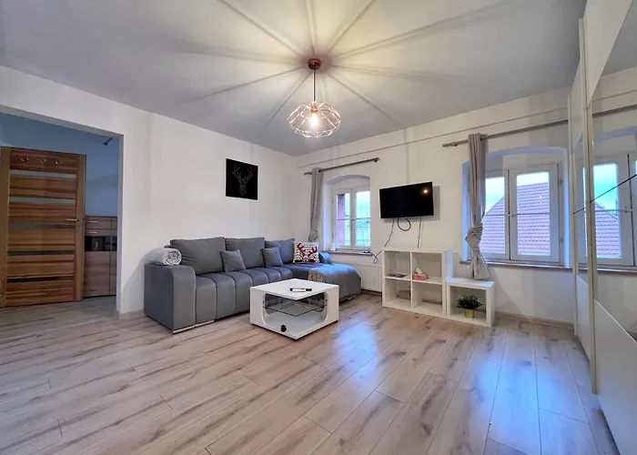 W Samym Centrum Jeleniej Gory *