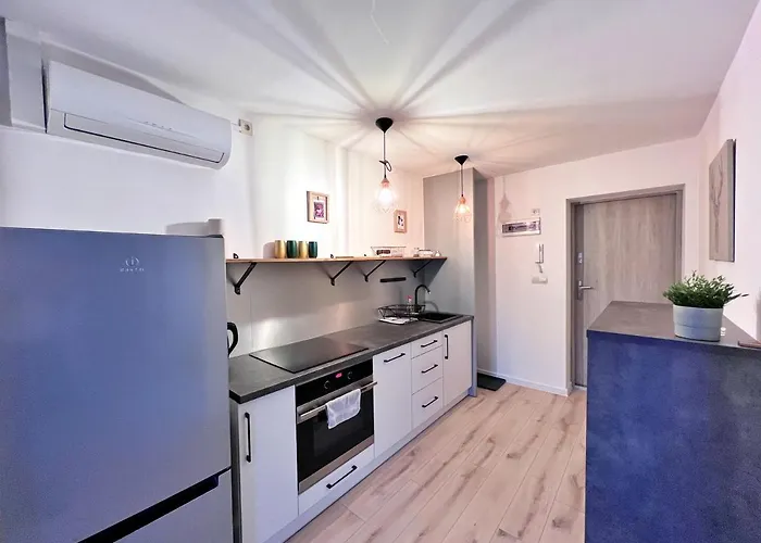 W Samym Centrum Jeleniej Gory 耶莱尼亚古拉